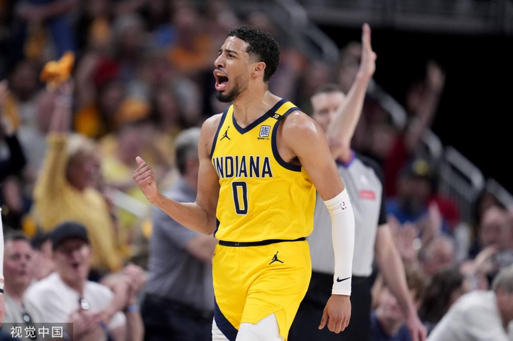 人赢得荣誉 人赢得荣誉